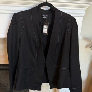 City Chic Black Open-Front Blazer with Piped Seams